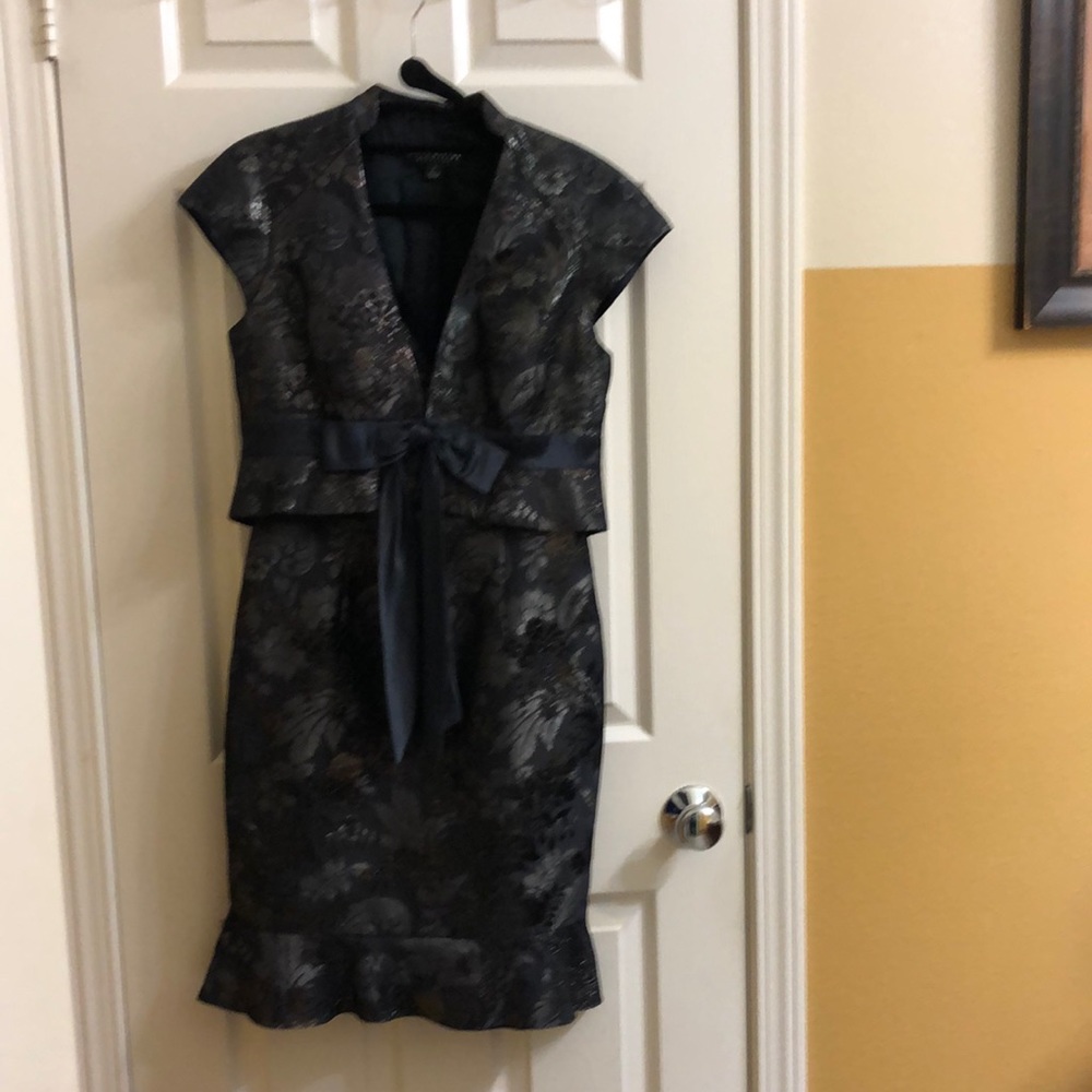 6 Aidan Mattox Nightline gray black iridescent